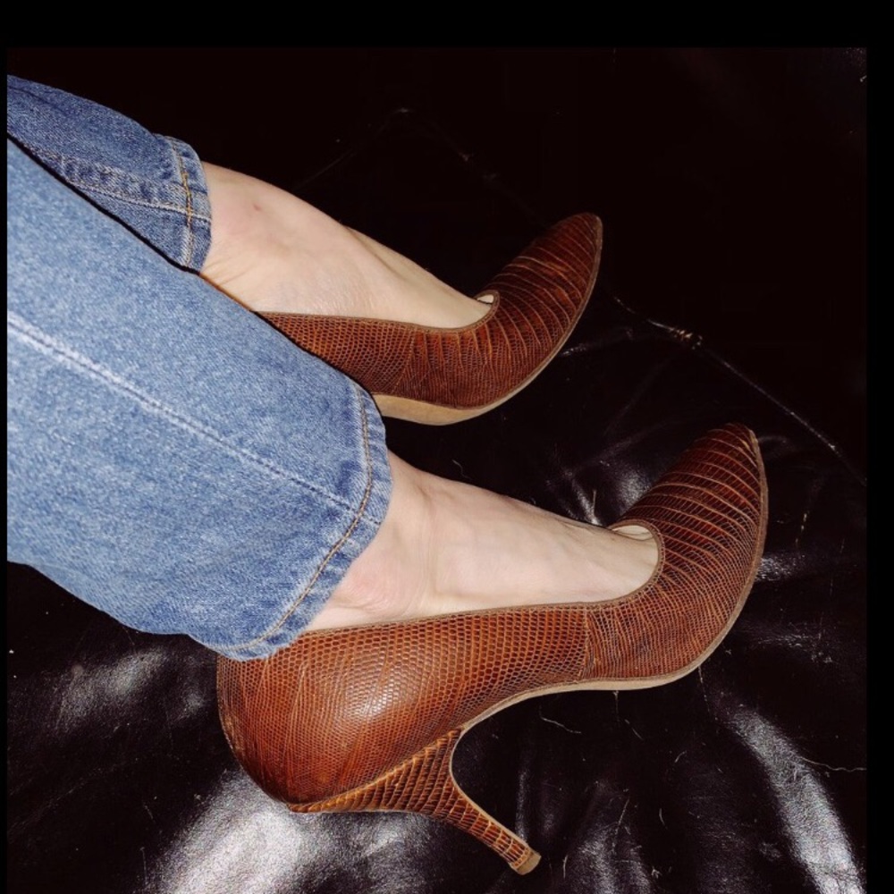 🐊 true vintage 1950’s alligator pumps 🐊